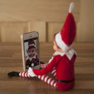 Alternative view of CHAKS — Lot de 2 lutins farceurs de Noël en peluche