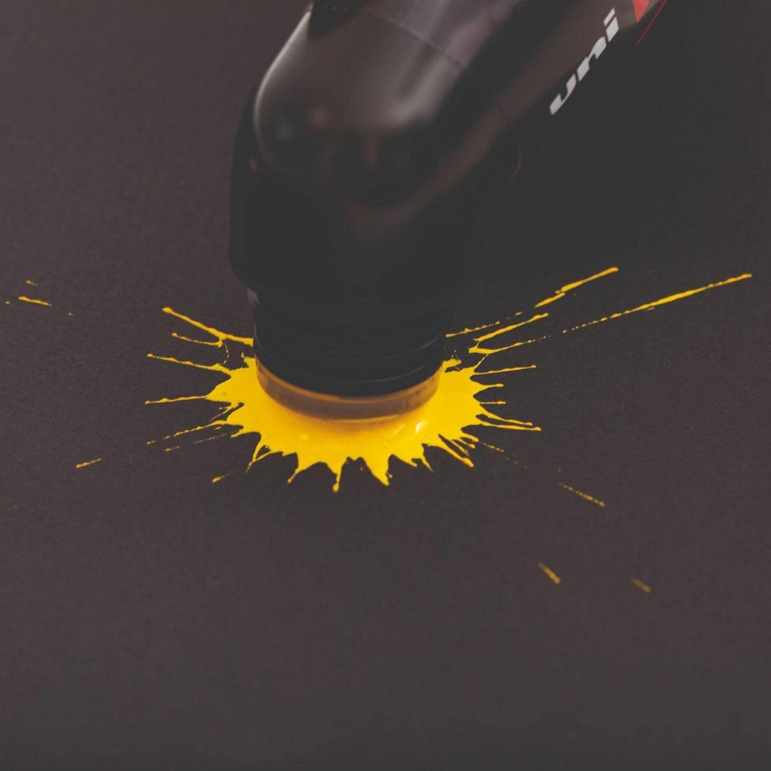 POSCA - Uni Mitsubishi Pencil - Marqueur MOP'R - Pointe Ronde XXL 3-19 mm - Forme Ergonomique, Corps Semi-Rigide - Marqueur Peinture À Base d'Eau - Tout Support - Rouge X4 – Image 6