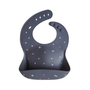 mushie Bavoir Bébé en Silicone | Bavoirs Imperméables Réglables | Bavoirs Faciles à Essuyer | 4 Tailles Réglables Avec Poches Avant Profondes | 100% Sans BPA et Phtalate | Planets