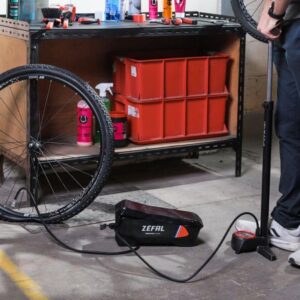 Alternative view of ZEFAL Tubeless Tank — Compresseur d’Air Tubeless 16 bar
