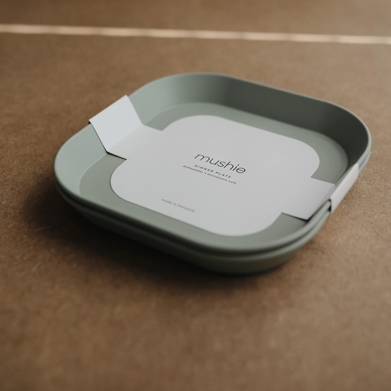 MUSHIE — Assiette pour Enfants réutilisable sans BPA Sage – Image 2