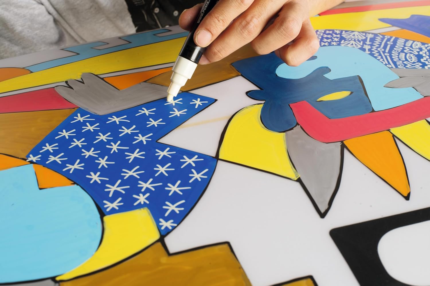 POSCA - Mitsubishi Pencil - 3 Marqueurs Blancs PC-5M - Pointe Conique Pointe Moyenne - Marqueur Peinture à Base d'Eau - Tout Support - Pour Papier, Textile, Verre, Galet, Bois – Image 3