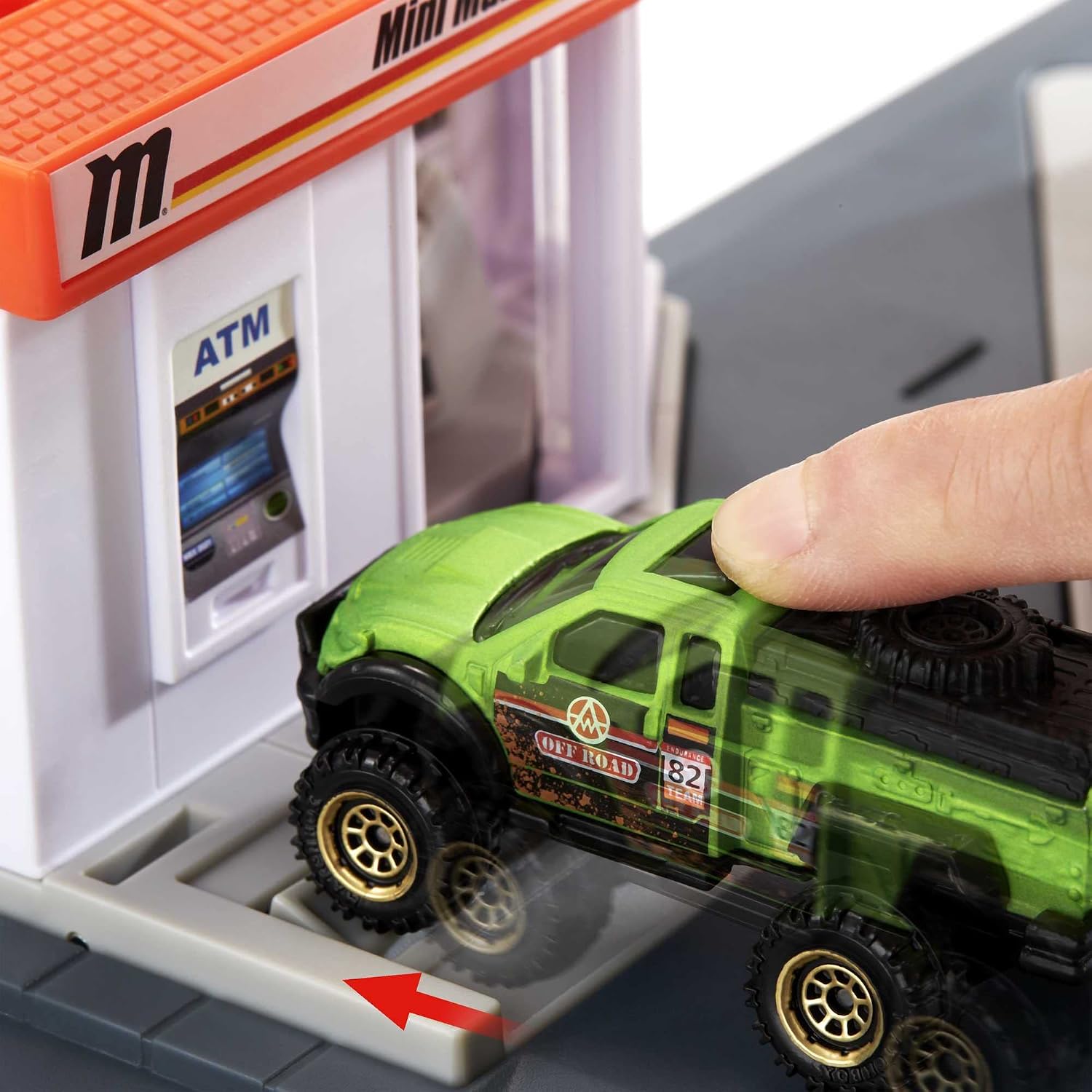 MATCHBOX — Coffret Station-Service avec Voiture 1/64 – Image 4