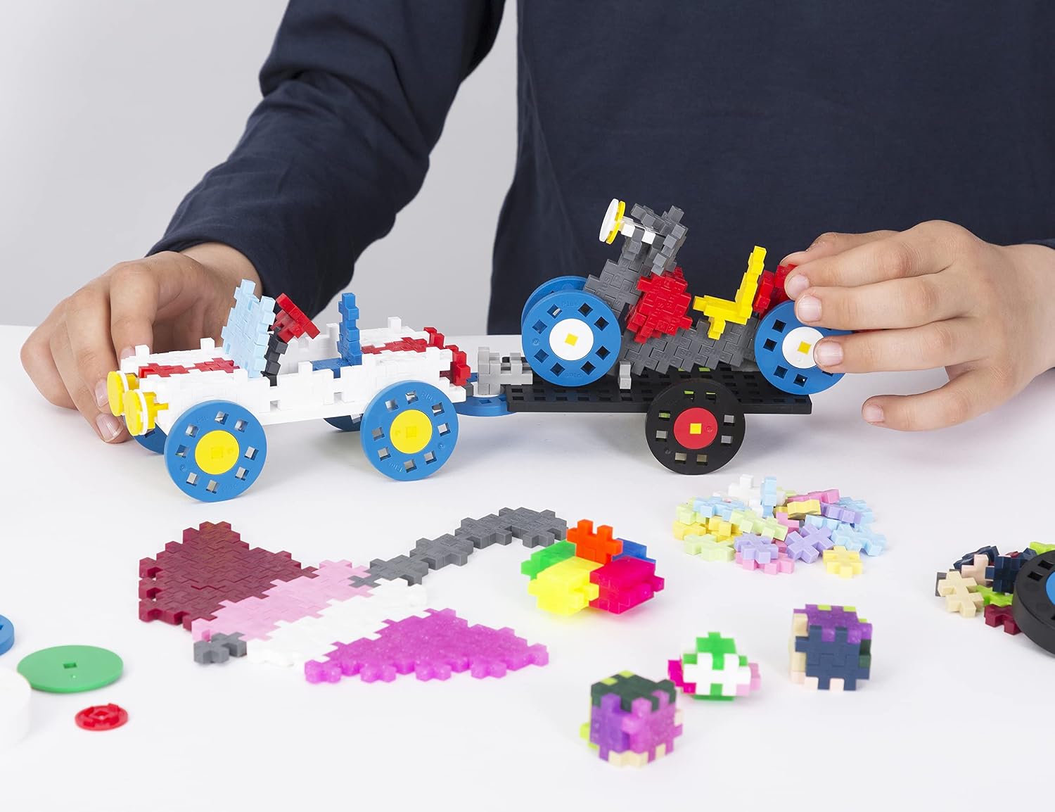 PLUS PLUS — Coffret jeu de construction 4000 pièces + roues – Image 4