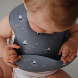 Alternative view of MUSHIE — Bavoir Bébé en Silicone Boat