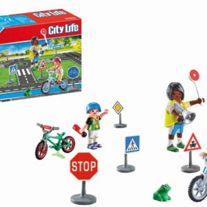 Playmobil 71332 Classe sécurité routière - City Life - avec Trois Personnages, Six Panneaux Routiers, Deux vélos, Un mégaphone et des Accessoires - Dès 4 Ans
