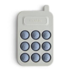 mushie Jouet Presse Téléphone pour Bébé | Aide à la Motricité | Plastique 100% Non Toxique, sans BPA | Accessoires pour Jeunes Enfants | Durable & Haute Qualité | Tradewinds