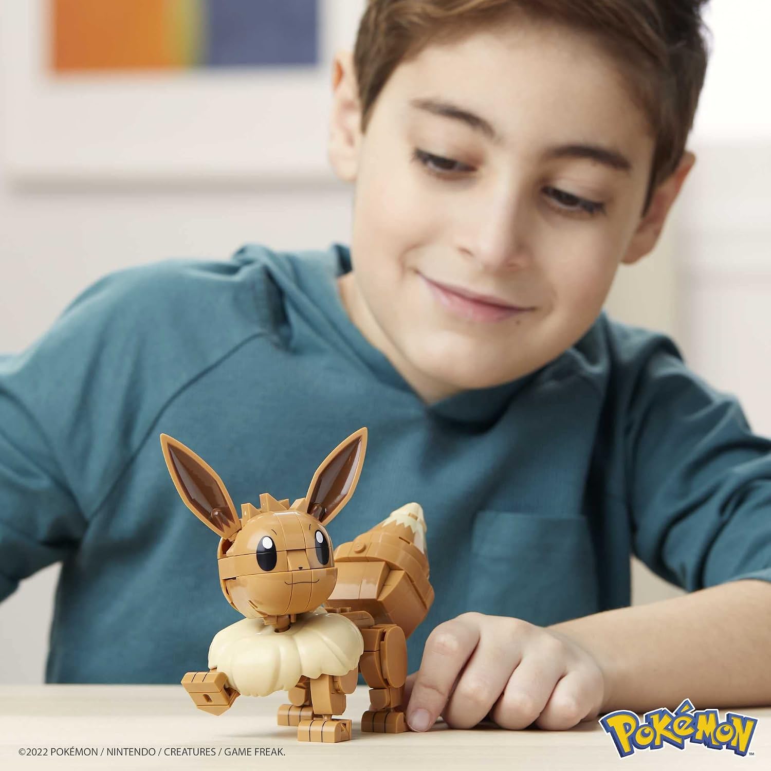 MEGA Pokémon — Figurine Évoli articulée 228 pièces – Image 2