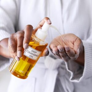 Alternative view of DHC Deep Cleansing Oil — Huile Démaquillante 200ml