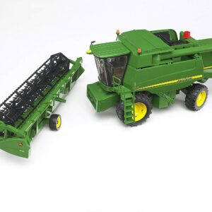 Alternative view of BRUDER John Deere T670i — Moissonneuse-batteuse 1:16