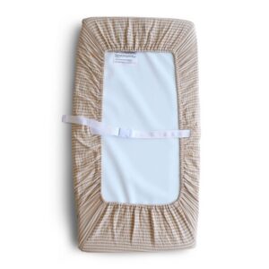 Mushie Housse de Matelas à Langer Lavable | 70x45 Cm | Convient pour Matelas à Langer Standard | Sangles de Sécurité Réglables | Accessoires pour Bébé Jeunes Enfants Garçons & Filles | Natural Stripes
