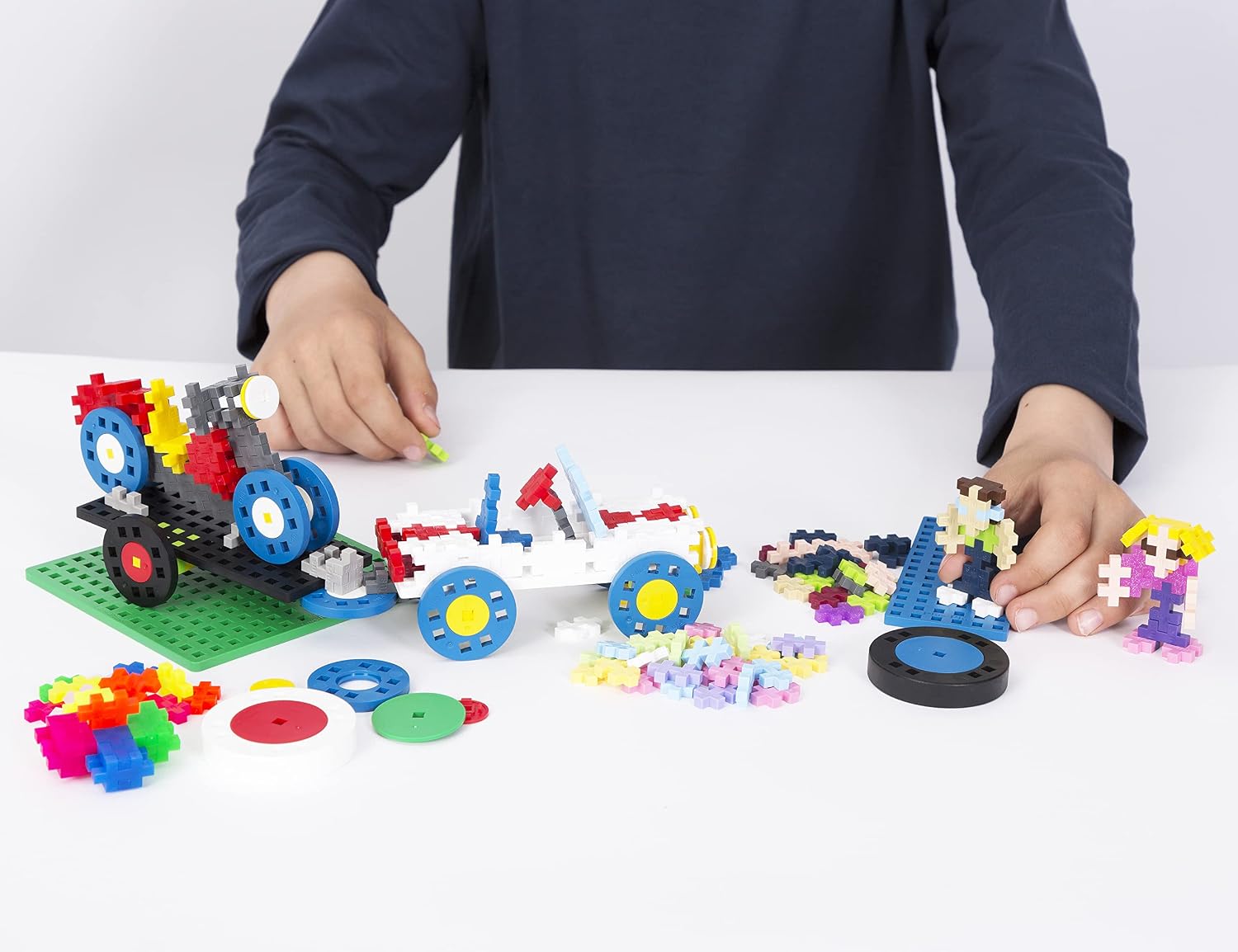 PLUS PLUS — Coffret jeu de construction 4000 pièces + roues – Image 5