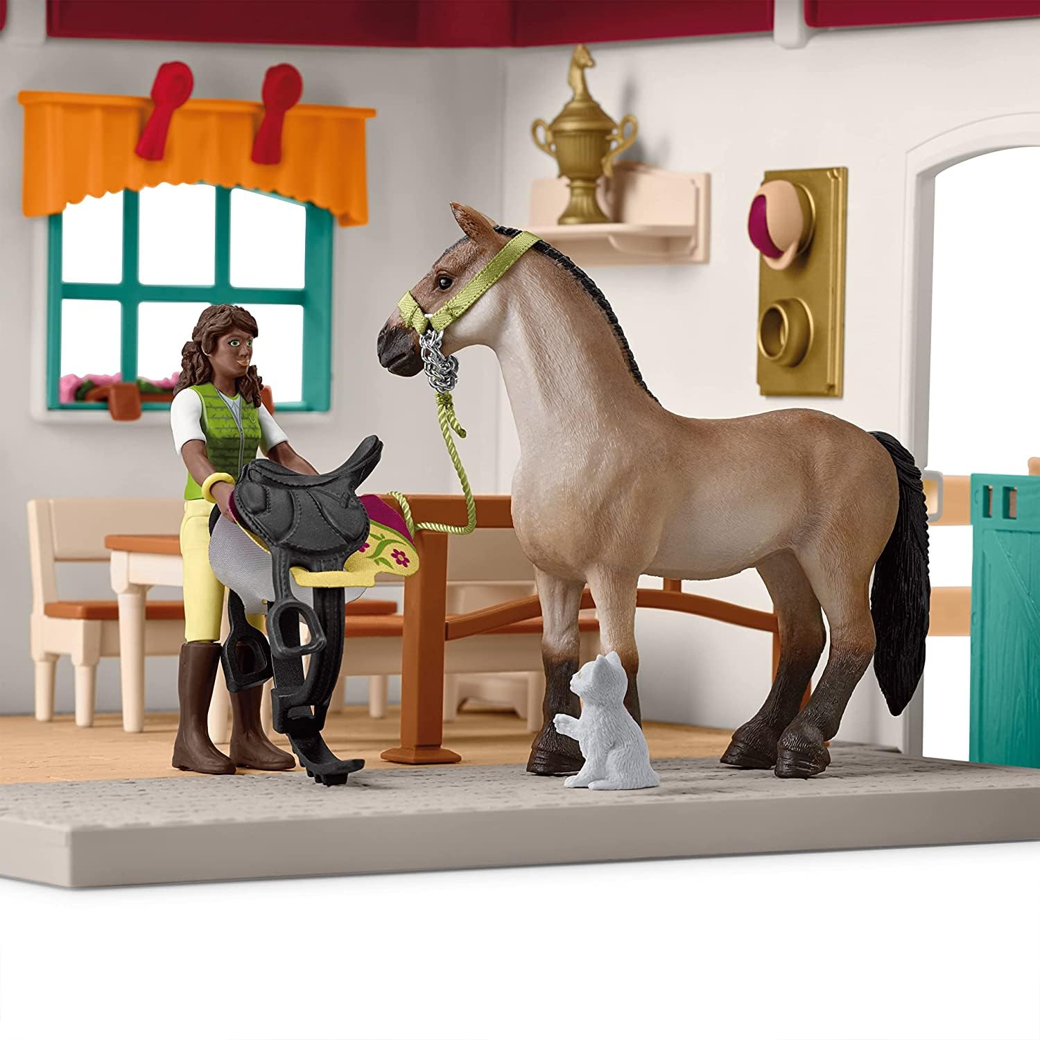 SCHLEICH — Coffret Sellerie du Centre Équestre 85 éléments – Image 4