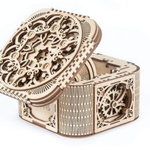Alternative view of UGEARS Treasure Box — Puzzle 3D en Bois 190 pièces