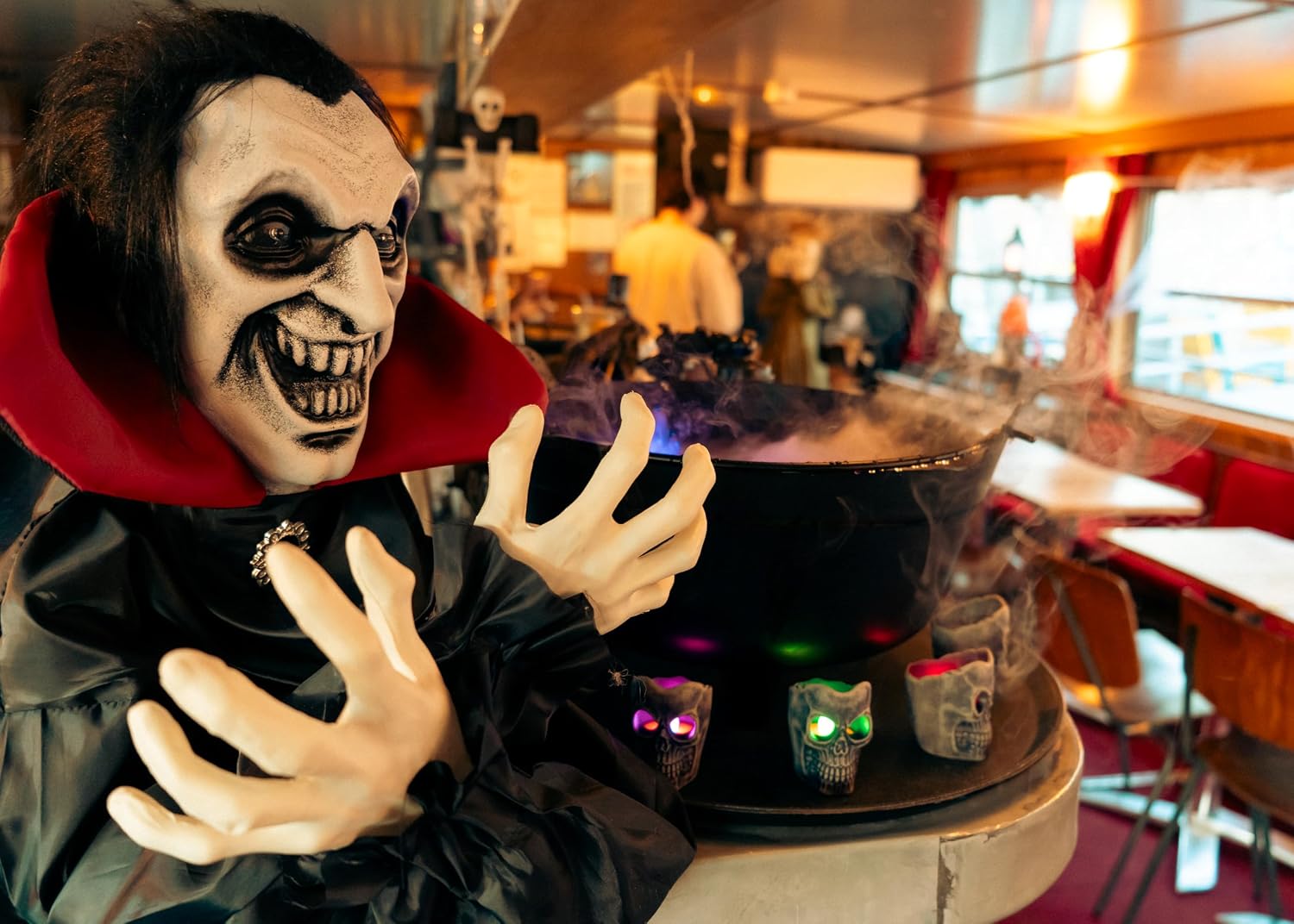 P'TIT CLOWN — Automate Halloween Vampire Bondissant 40 cm – Image 4