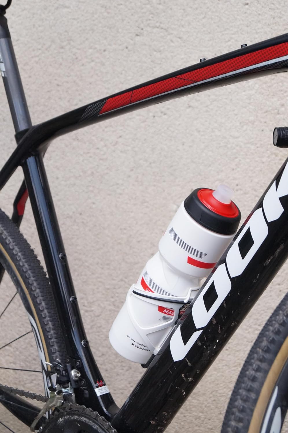 ZÉFAL Magnum Pro — Bidon Vélo 975 ml Blanc – Image 6