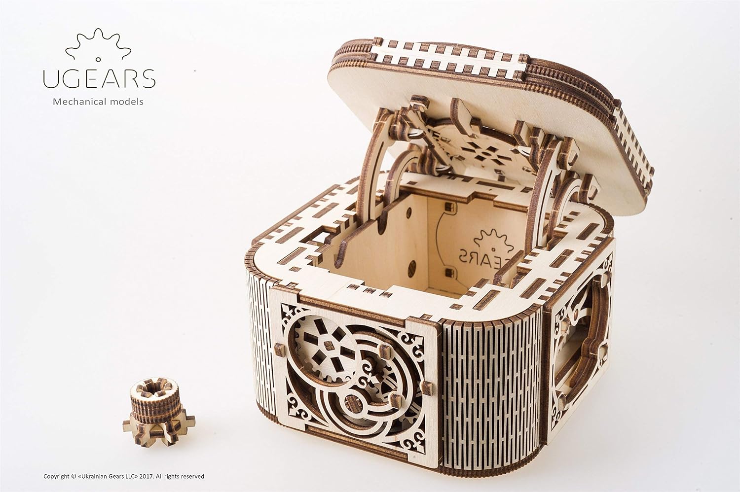 UGEARS Treasure Box — Puzzle 3D en Bois 190 pièces – Image 3