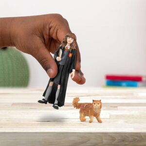 Alternative view of SCHLEICH Wizarding World — Figurine Hermione et Pattenrond