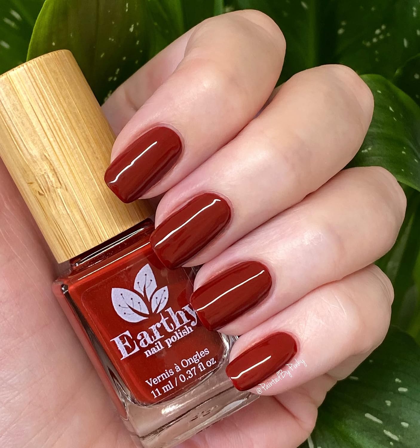 EARTHY — Vernis à Ongles Rouge Rubis – Image 2
