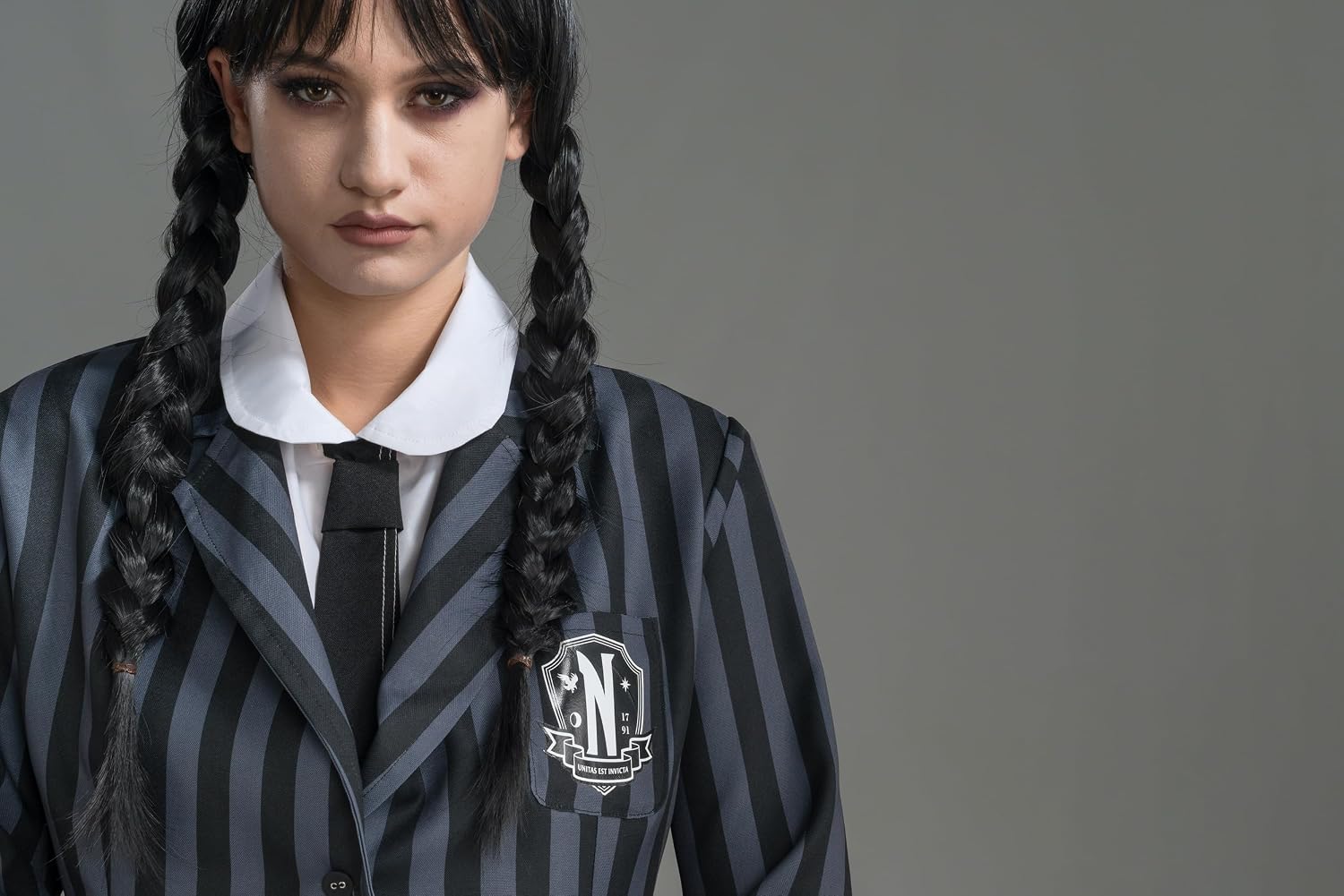 CHAKS — Costume officiel Wednesday Addams pour femme – Image 3