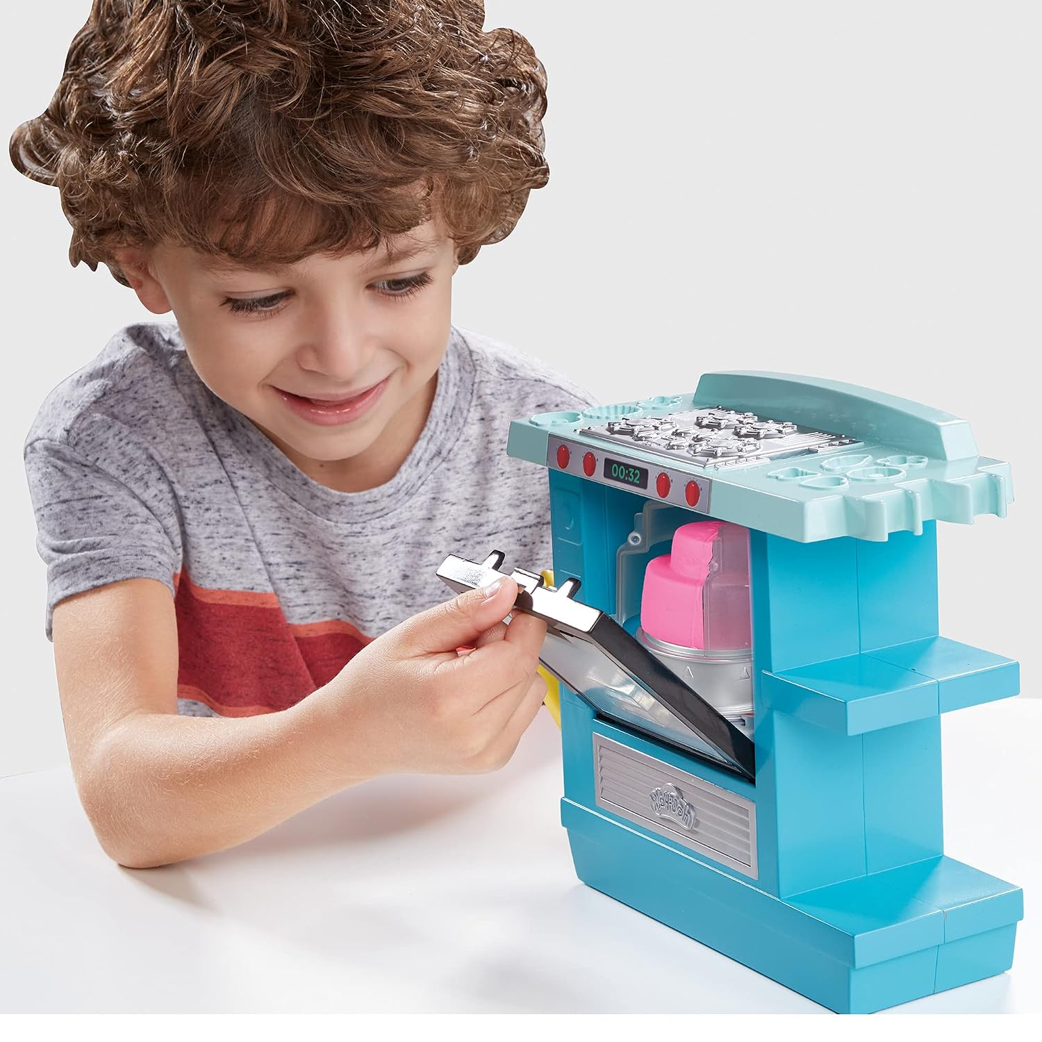 PLAY-DOH Kitchen — Gâteau d'Anniversaire avec 5 Pots – Image 2