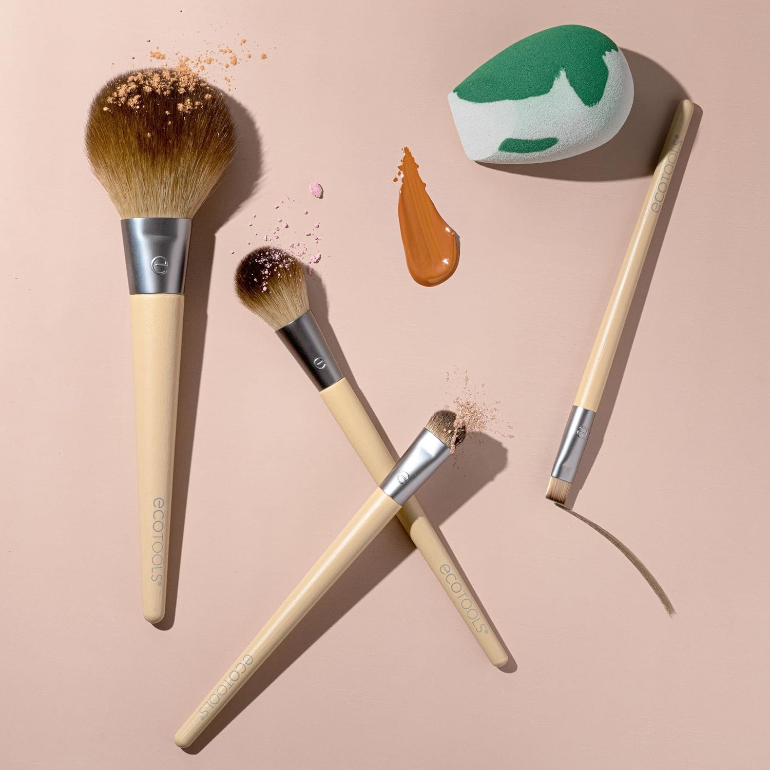 ECOTOOLS Core Five — Lot de 5 pinceaux et éponge maquillage – Image 4