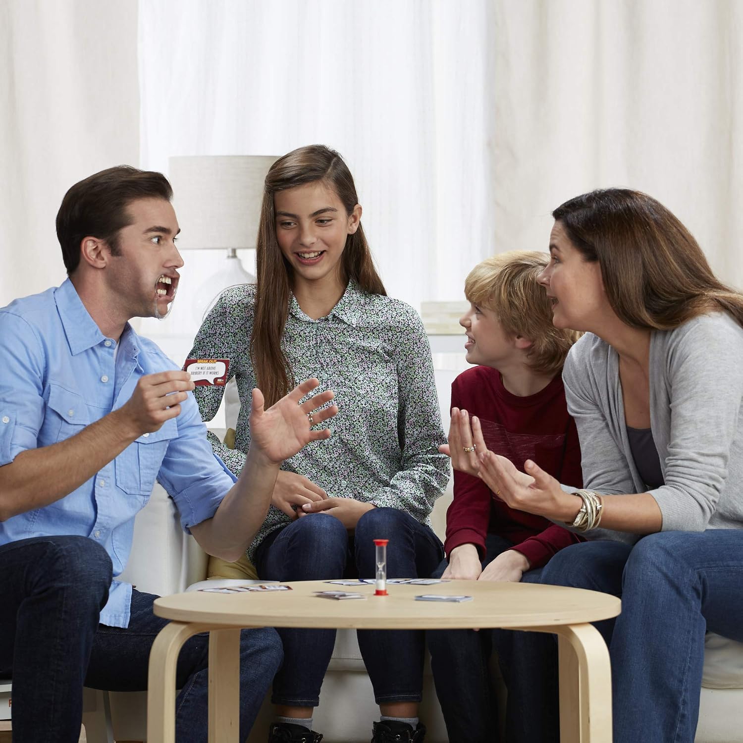 HASBRO Mâche-Mots Enfants Contre Parents — Jeu de Société – Image 4