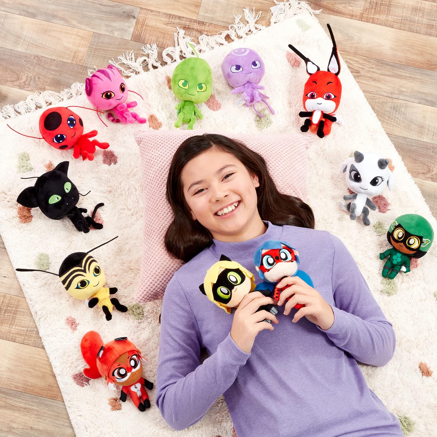 BANDAI Miraculous Ladybug — Peluche Pollen 15 cm – Image 4