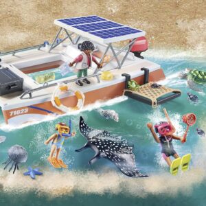 Alternative view of PLAYMOBIL Wiltopia 71623 — Bateau de surveillance des récifs