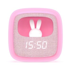 MOB – MOBILITY ON BOARD Réveil et Veilleuse pour Enfant Billy Clock - Motif Lapin - Face Avant Tissu - Cadre Plastique Soft-Touch - Programmation de la Date, de l'Heure et de 3 Alarmes - Marshmallow