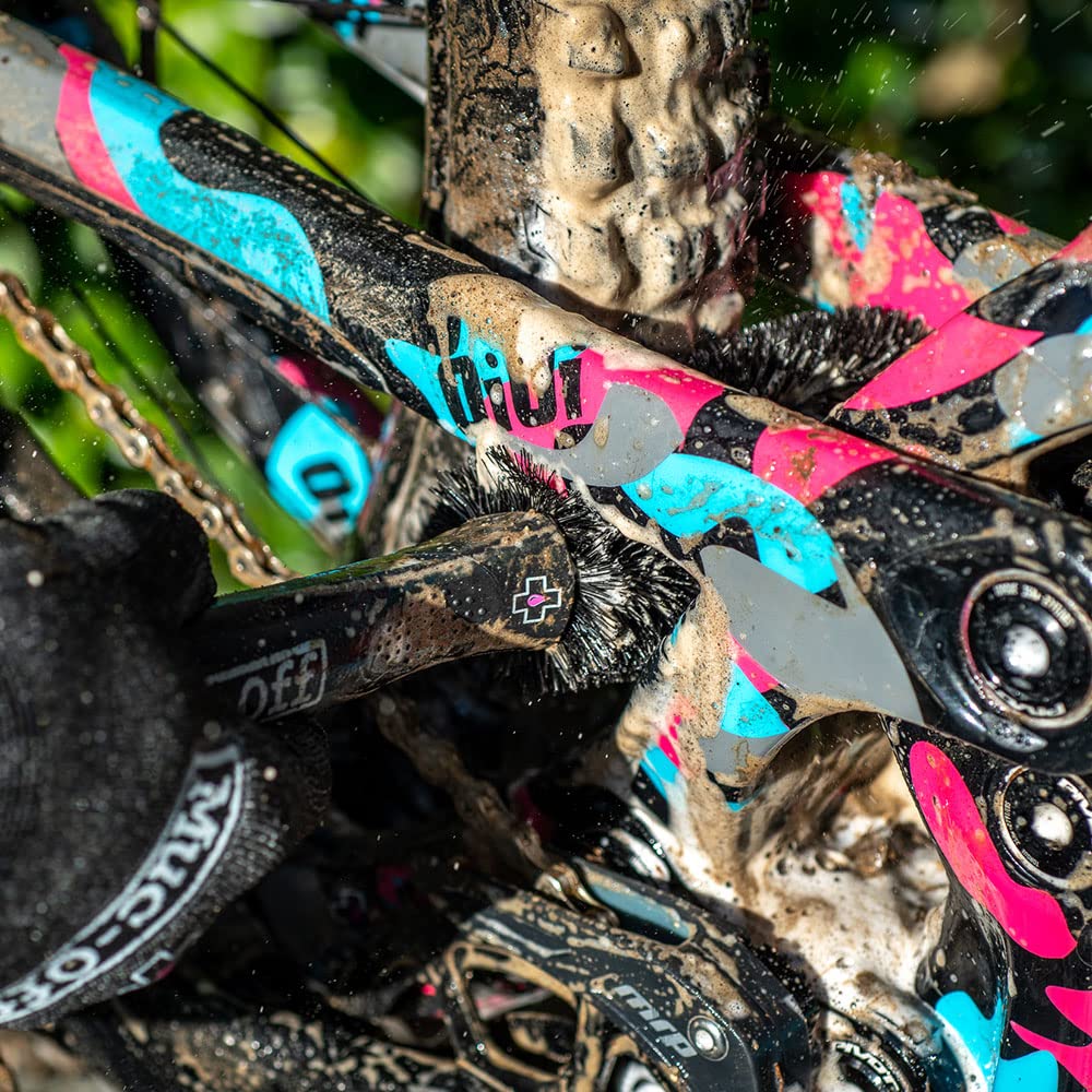 MUC-OFF — Kit de nettoyage vélo avec produits essentiels – Image 5