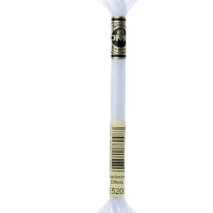 DMC 317W-E5200 Fil à broder en polyster avec effets lumineux Blanc 8,7 m