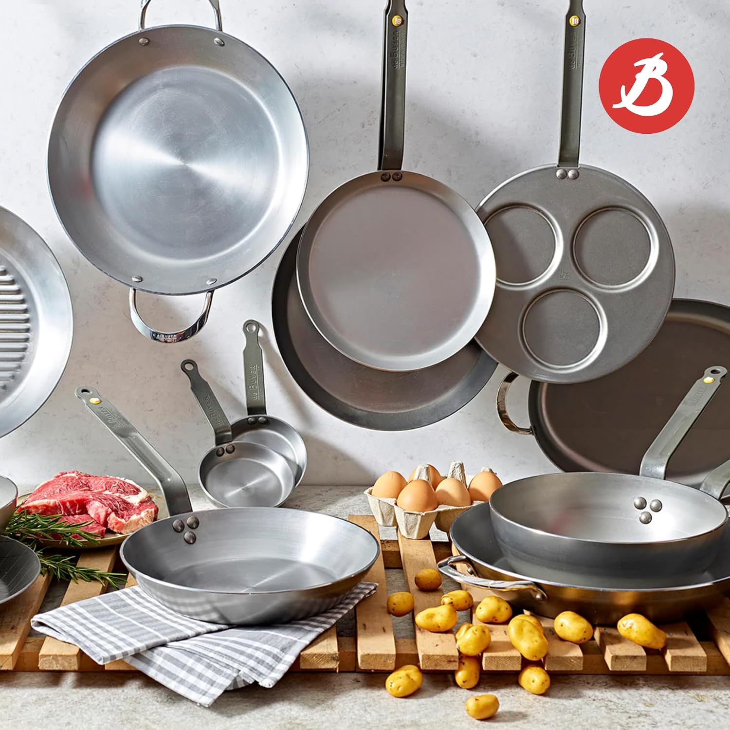 De Buyer - Poêle à crêpes en tôle d'acier MINERAL B - 24 cm - Fabriquée en France, Sans PFAS, Anti Adhérence Naturelle, Queue Rivetée et Finition à la Cire d'Abeille, Tous Feux + Flash Four – Image 7