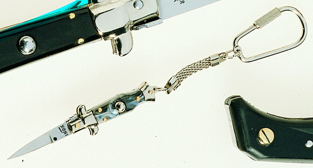 UNBEKANNT — Couteau automatique porte-clés