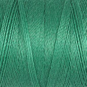GUTERMANN — Fil à coudre en polyester 100 m basilic