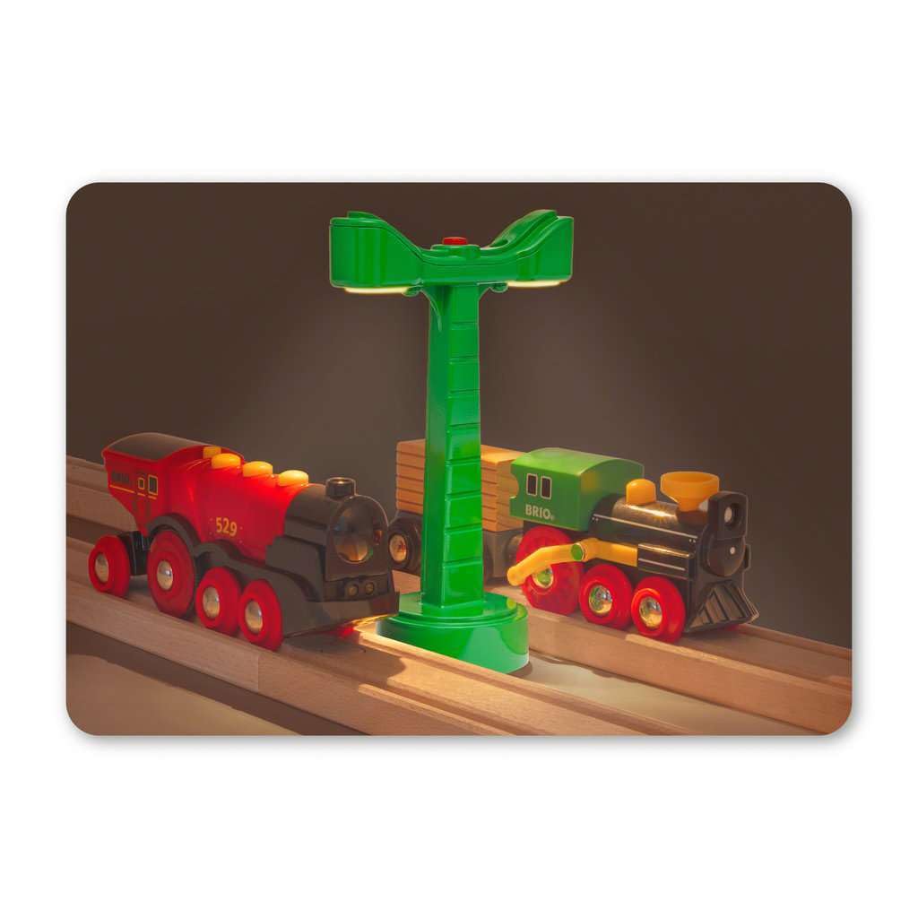 BRIO World 33836 — Éclairage ferroviaire pour circuit en bois – Image 5