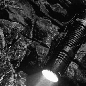 Alternative view of NITECORE EDC33 — Lampe torche 4000 lumens USB-C Noir