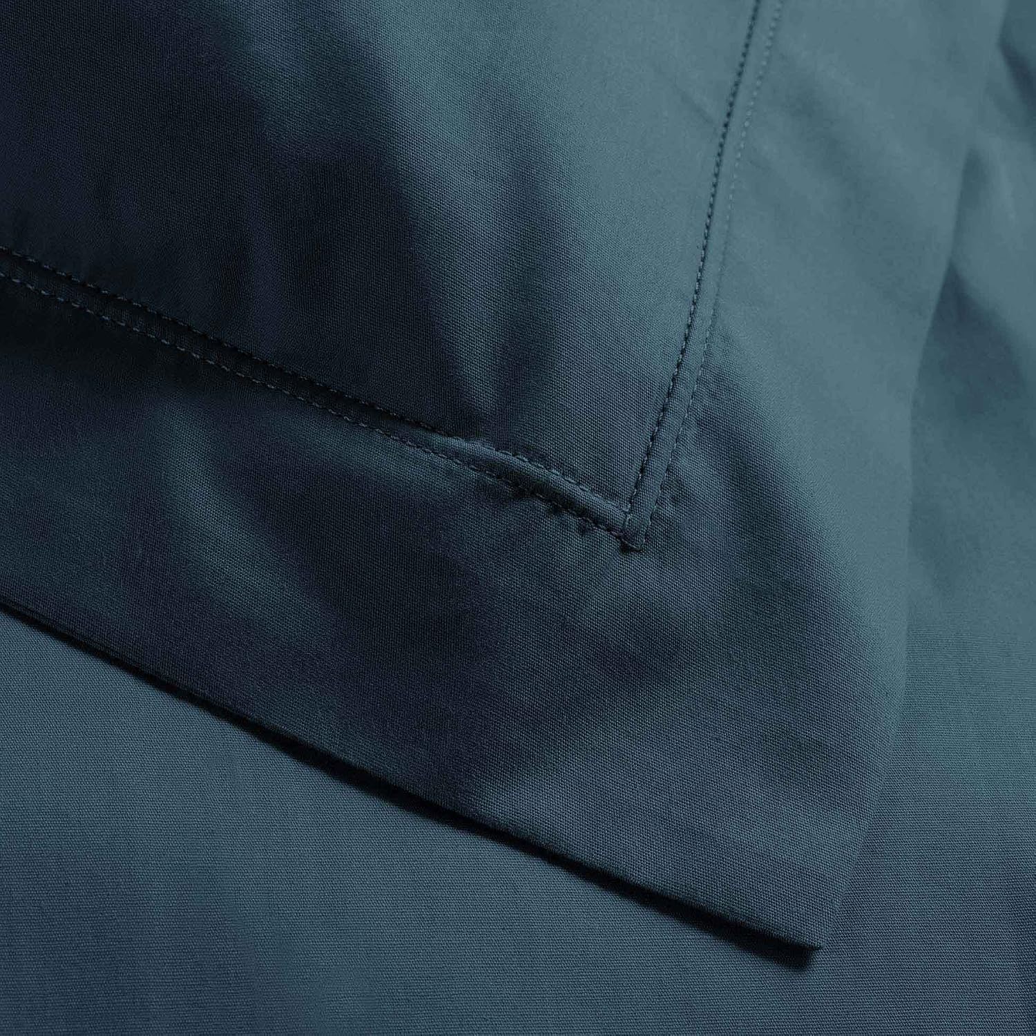 DOUCEUR D'INTÉRIEUR — Taie d'oreiller 63 x 63 cm Bleu Nuit – Image 4