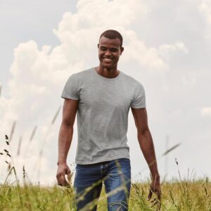 Alternative view of Fruit of the Loom T-shirt pour homme 100 % coton – T-shirt emblématique avec anneau en coton filé – Léger, aéré et doux, Noir (1 pièce), XL