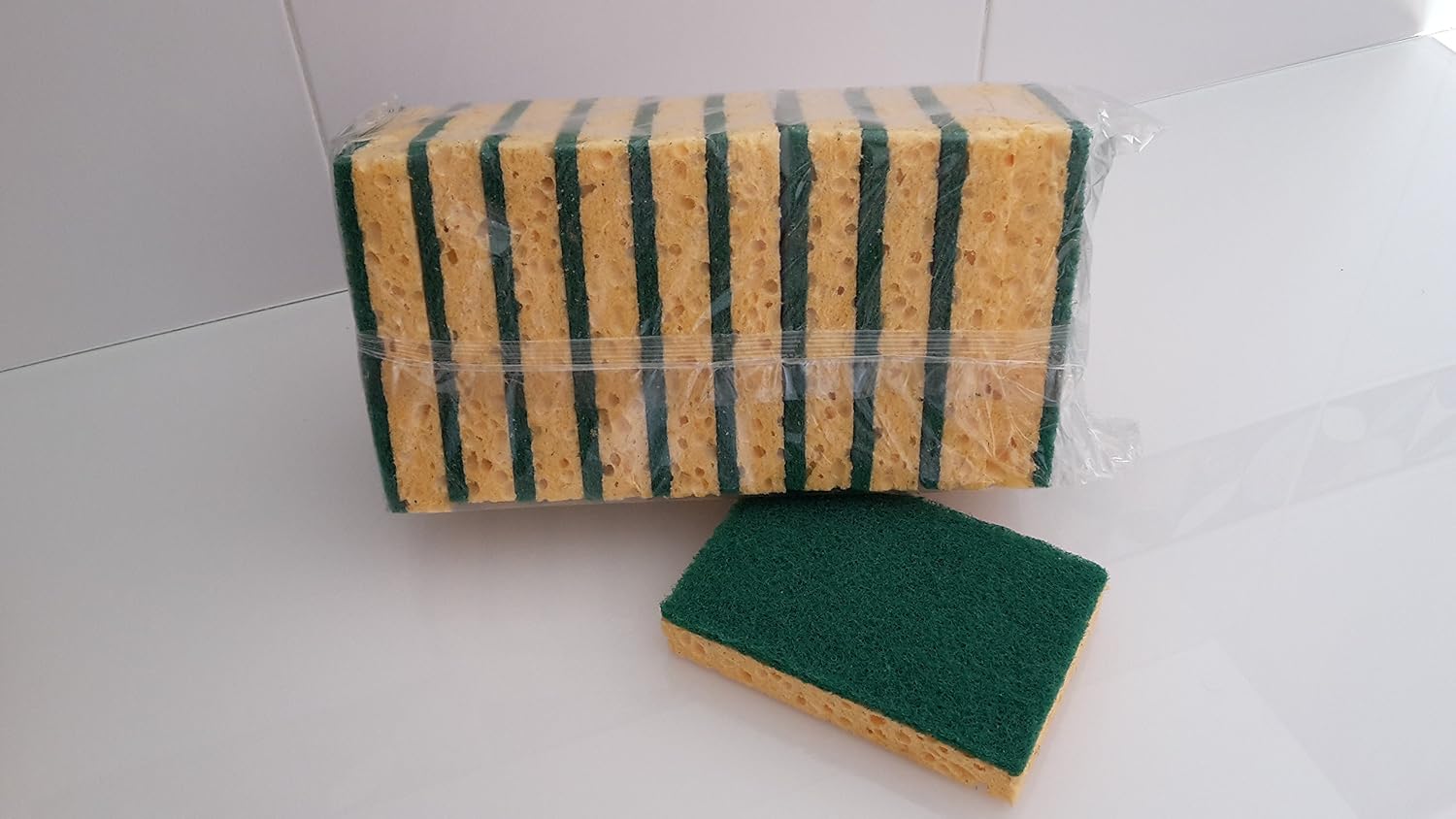 BASIC EGAO - GRAND MODÈLE Eponge grattante rectangulaire vert - 130 x 84 x 22 mm sachet de 10
