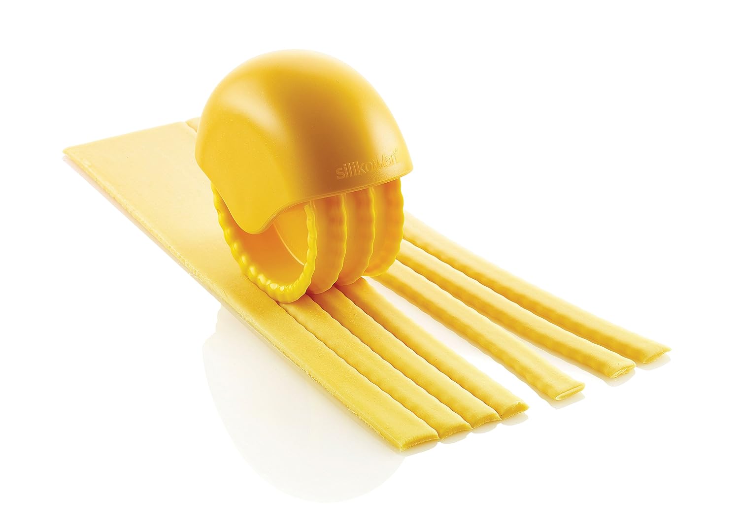 SILIKOMART Bake'n'Roll — Rouleau coupe-pâtes jaune – Image 7