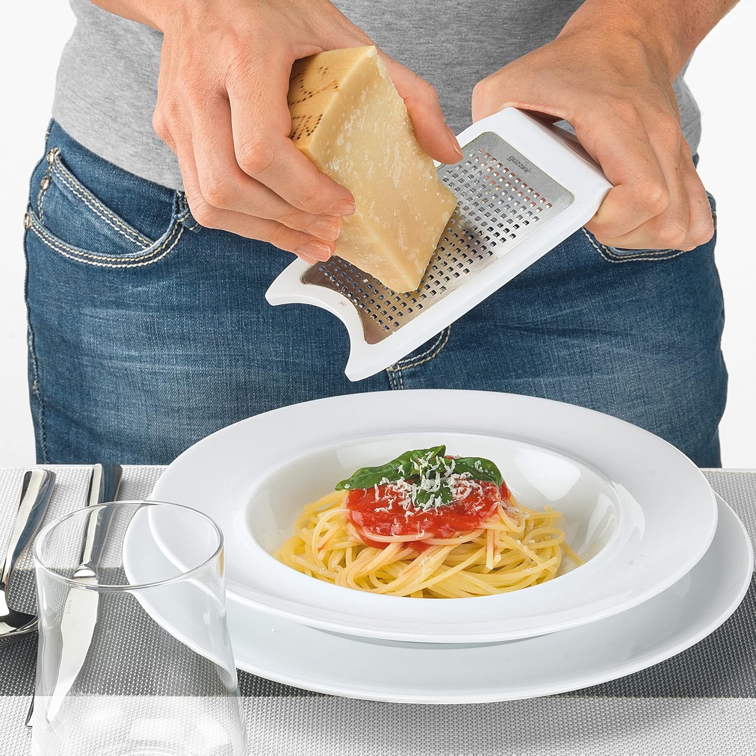 GUZZINI Grate&Store — Râpe avec récipient 267 cc – Image 3