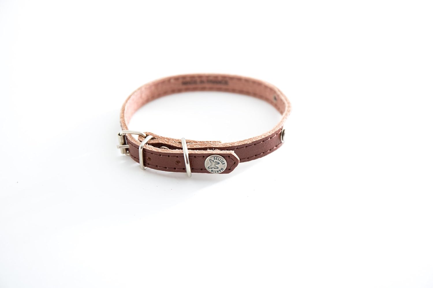 MARTIN — Collier classique en cuir coloré surpiqué avec plaque